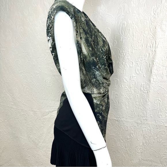 Helmut Lang Stretch Silk Raven Print Sateen Twisted Waist Sleeveless Top - Picture 8 of 13